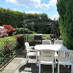 Haus Julia Direkt Am Hennesee Mitten Im Sauerland 펜션 *