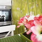 펜션 Haus Julia Direkt Am Hennesee Mitten Im Sauerland