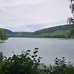 Haus Julia Direkt Am Hennesee Mitten Im Sauerland * 메체데