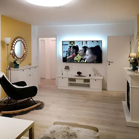 Haus Julia Direkt Am Hennesee Mitten Im Sauerland Meschede