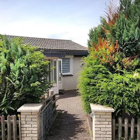 Nyaraló Haus Julia Direkt Am Hennesee Mitten Im Sauerland *