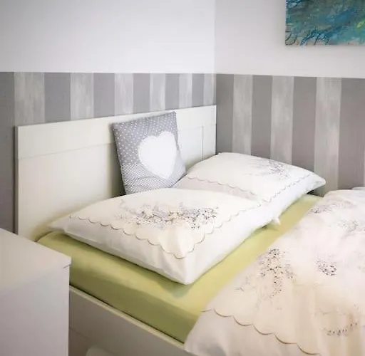 Haus Julia Direkt Am Hennesee Mitten Im Sauerland Nyaraló *