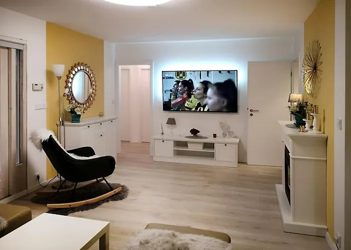 Haus Julia Direkt Am Hennesee Mitten Im Sauerland Meschede