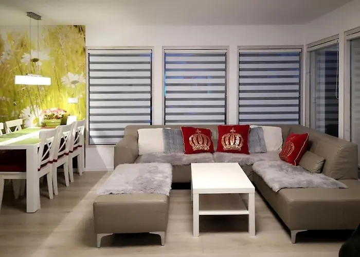 Haus Julia Direkt Am Hennesee Mitten Im Sauerland بيت للعطل ميشيده