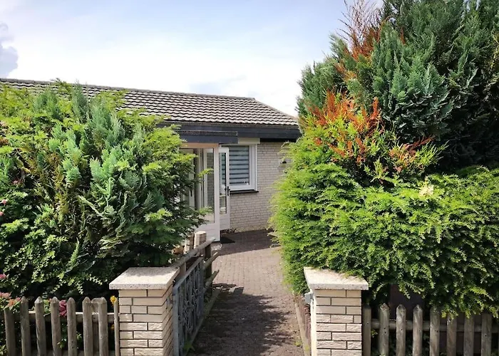 بيت للعطل Haus Julia Direkt Am Hennesee Mitten Im Sauerland *